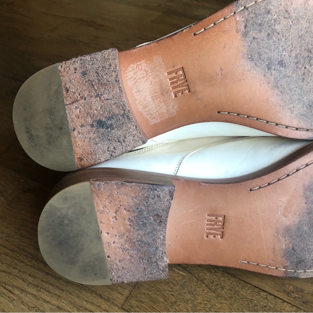 FRYE - Picture 3 of 16